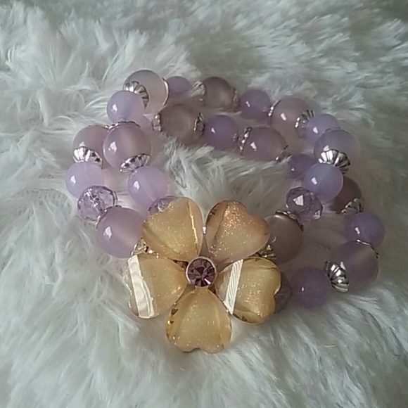 EUC- 2 Beautiful bracelets- Sold together - Picture 3 of 6